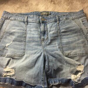 Torrid Distressed Trashed Jean Shorts Size 18 Ripped Jean Shorts